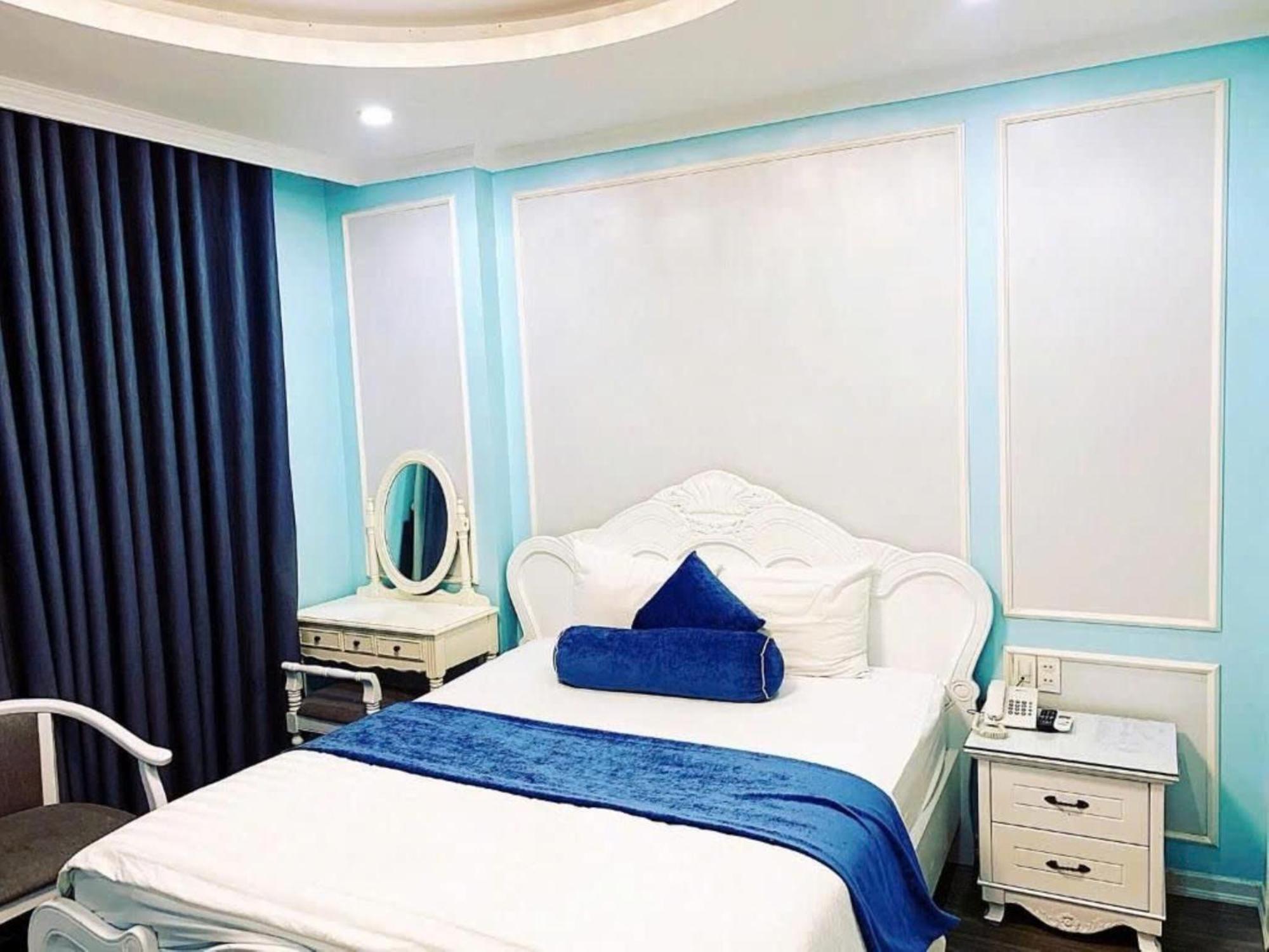 Khai Hung Hotel Binh Chanh Хошимин Экстерьер фото