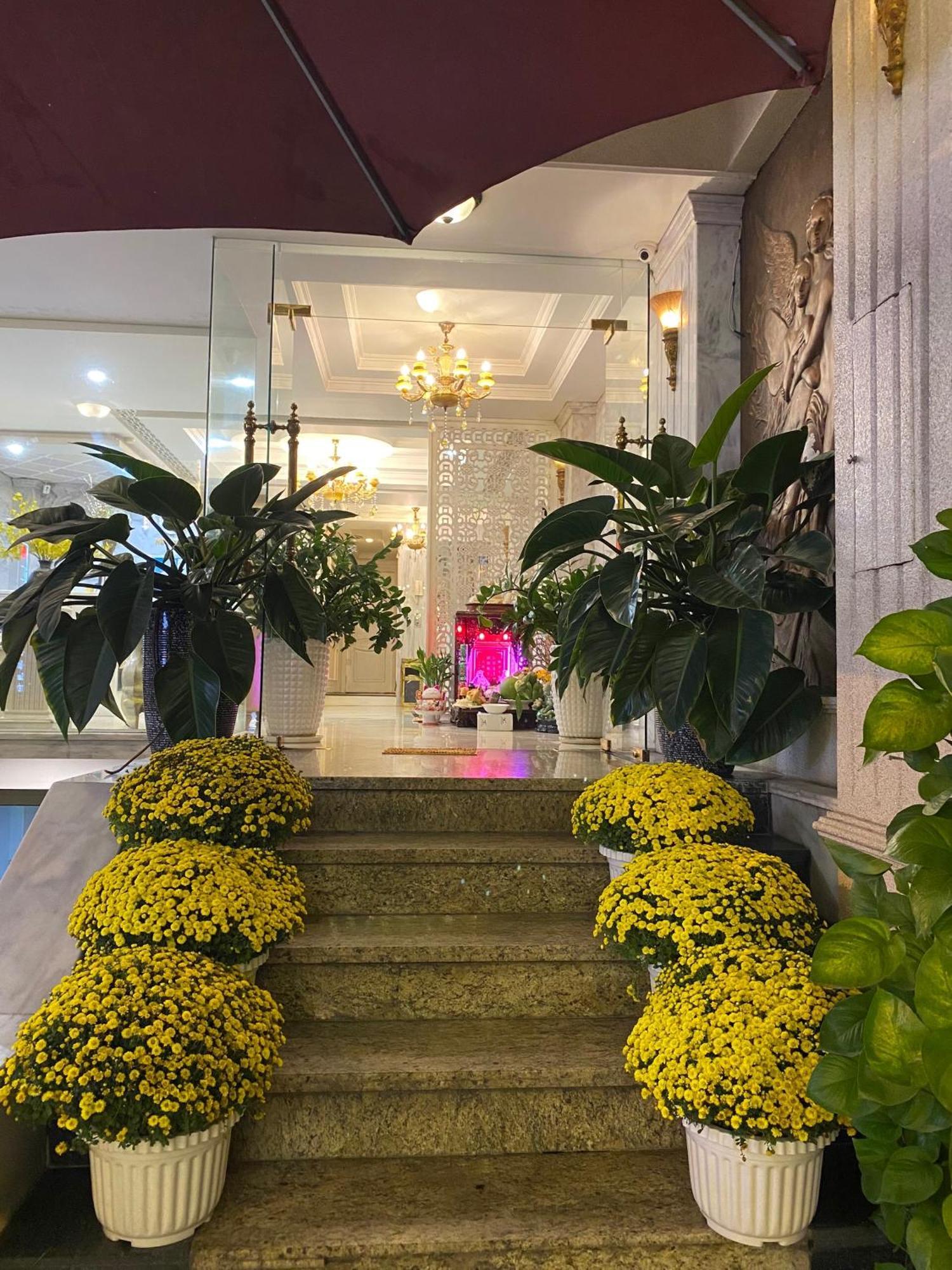 Khai Hung Hotel Binh Chanh Хошимин Экстерьер фото